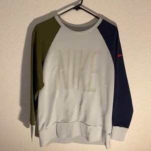 Nike dri-fit sweater. Small. Green/navy